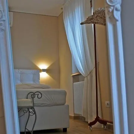 Wunderschoenes In Mit Privatem Parkplatz Und Neben Dem Vakantiehuis Limone sul Garda